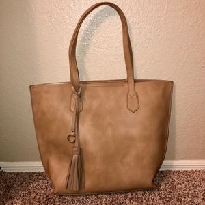 Faux Leather Brand New Beautiful Tote.